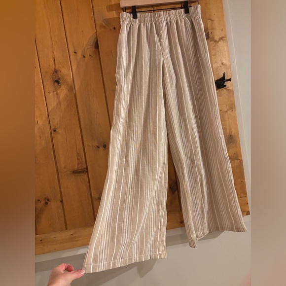 Sincerely Jules Beige Striped Pants - Picture 4 of 8